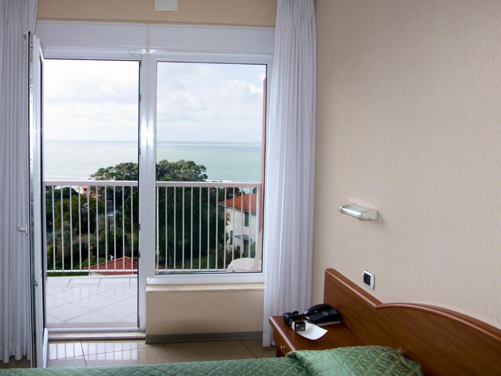 Hotel Cristallo เลริชี ห้อง รูปภาพ
